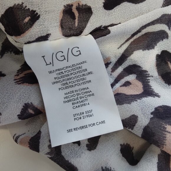 Cabi 5337 Glamour Blouse Off White Leopard Print Top Size L - Picture 11 of 11
